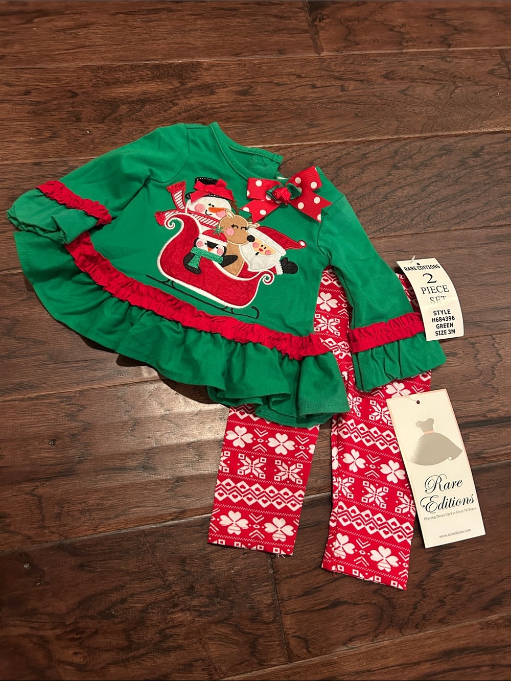 Rare Editions Green & Red Holiday Sleigh Top with Patterned Leggings